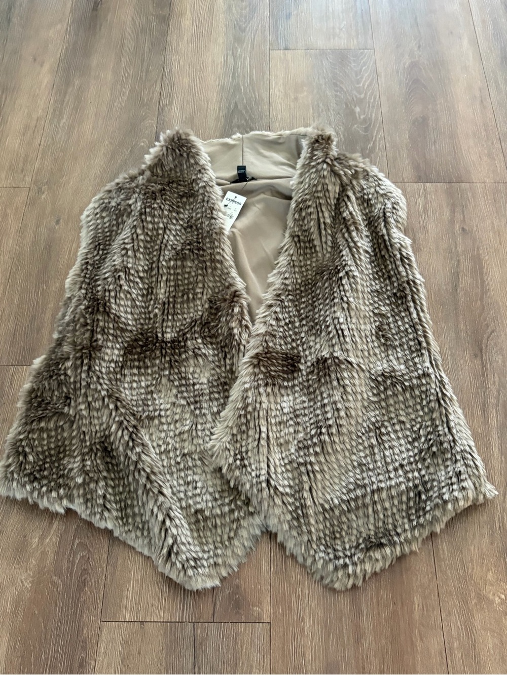 Express Faux Fur Vest in Taupe - Women’s Cozy Layer xs/s
